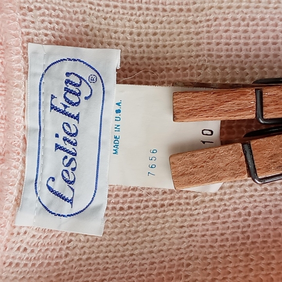 Vest - Picture 2 of 3